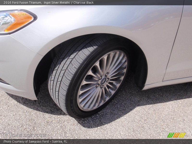 Ingot Silver Metallic / Charcoal Black 2016 Ford Fusion Titanium