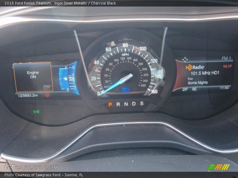 Ingot Silver Metallic / Charcoal Black 2016 Ford Fusion Titanium