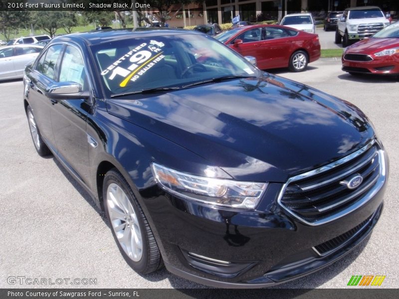 Shadow Black / Dune 2016 Ford Taurus Limited