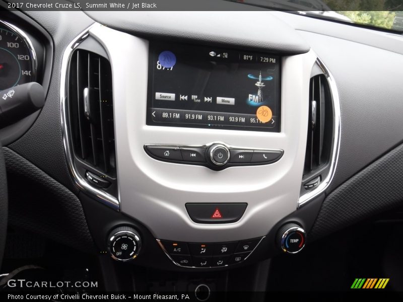 Summit White / Jet Black 2017 Chevrolet Cruze LS