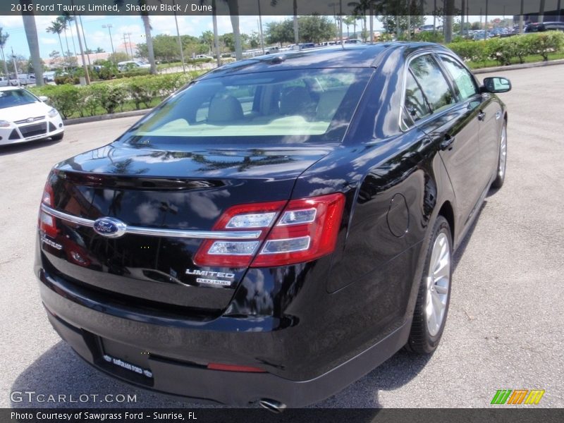 Shadow Black / Dune 2016 Ford Taurus Limited