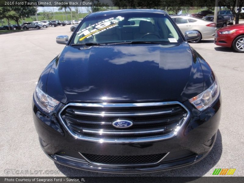 Shadow Black / Dune 2016 Ford Taurus Limited