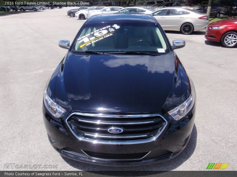 Shadow Black / Dune 2016 Ford Taurus Limited