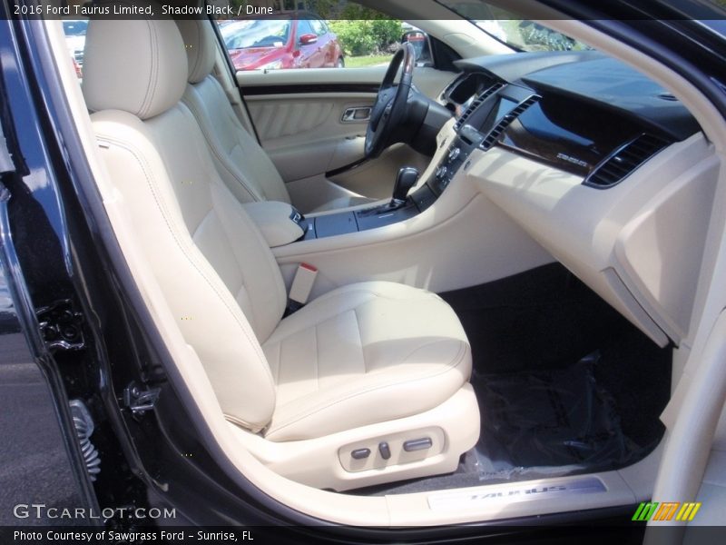 Shadow Black / Dune 2016 Ford Taurus Limited
