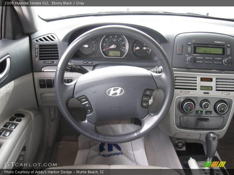 Ebony Black / Gray 2006 Hyundai Sonata GLS