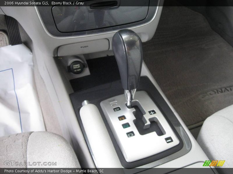 Ebony Black / Gray 2006 Hyundai Sonata GLS