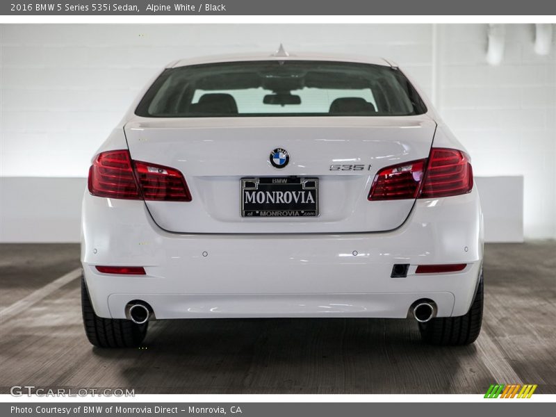 Alpine White / Black 2016 BMW 5 Series 535i Sedan