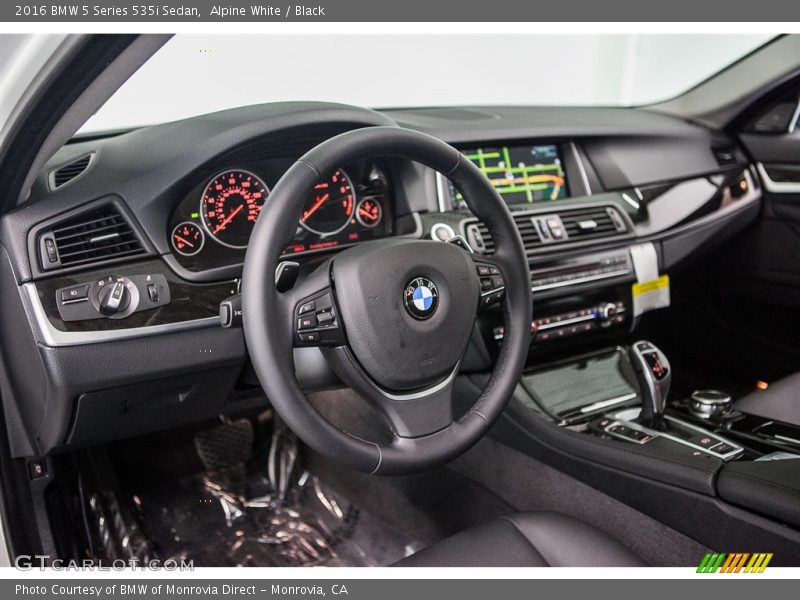 Alpine White / Black 2016 BMW 5 Series 535i Sedan