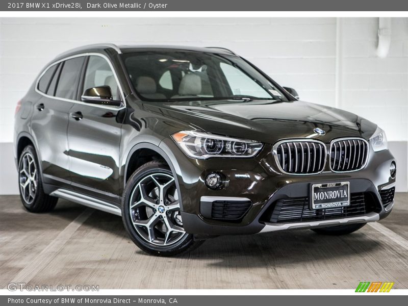 Front 3/4 View of 2017 X1 xDrive28i