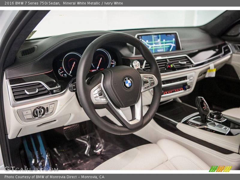 Dashboard of 2016 7 Series 750i Sedan