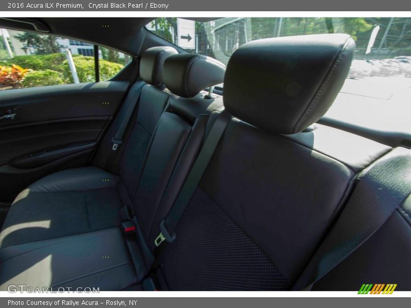 Crystal Black Pearl / Ebony 2016 Acura ILX Premium