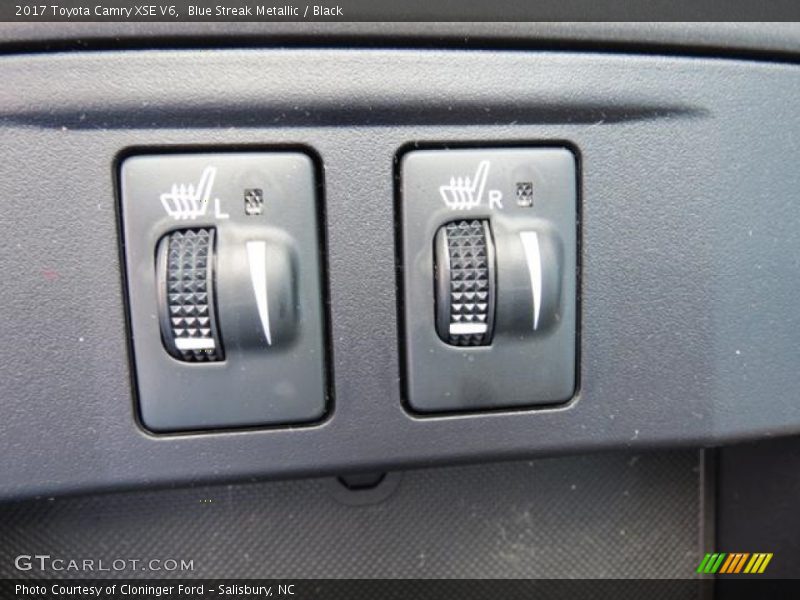 Blue Streak Metallic / Black 2017 Toyota Camry XSE V6