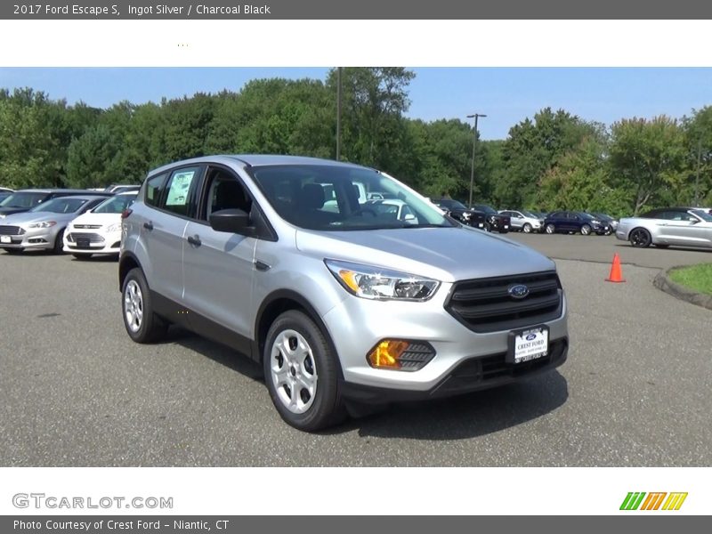 Ingot Silver / Charcoal Black 2017 Ford Escape S