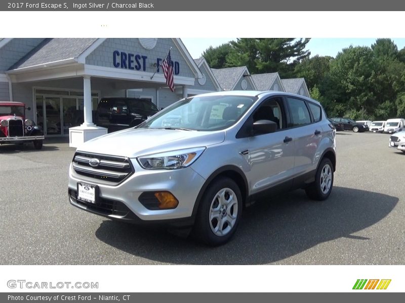 Ingot Silver / Charcoal Black 2017 Ford Escape S