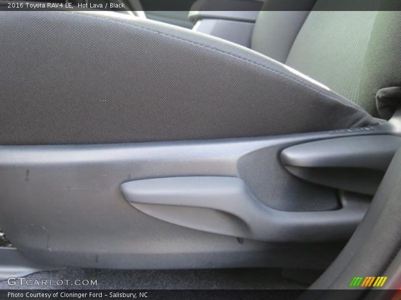 Hot Lava / Black 2016 Toyota RAV4 LE