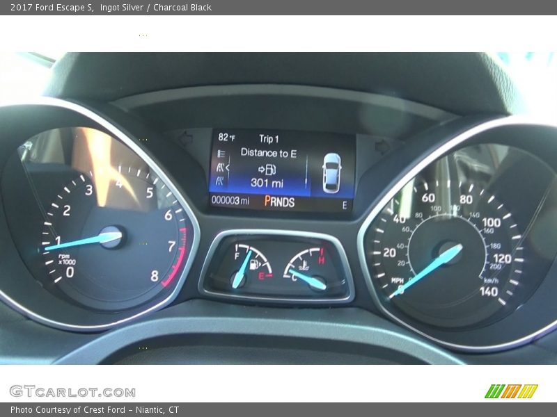 Ingot Silver / Charcoal Black 2017 Ford Escape S