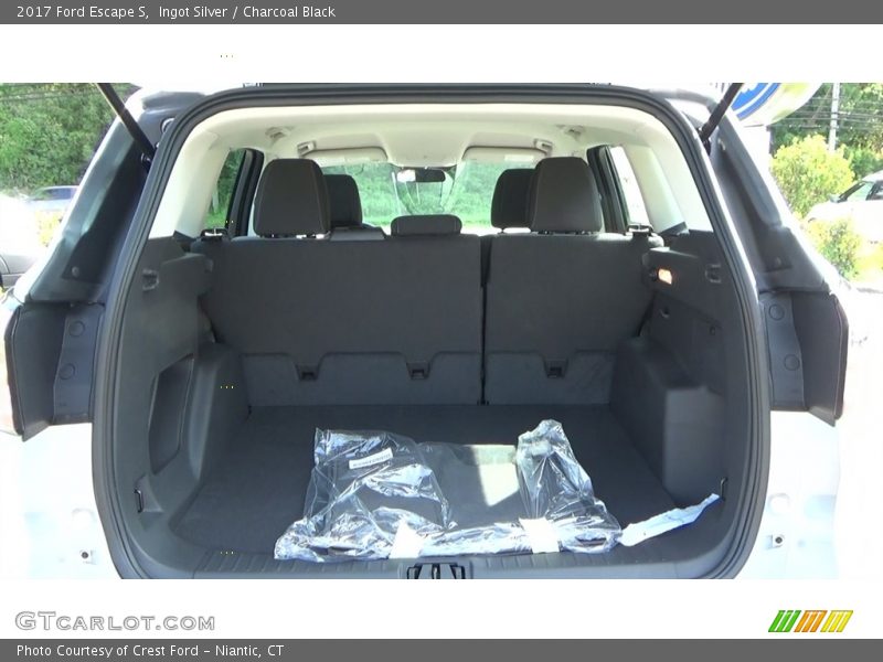 Ingot Silver / Charcoal Black 2017 Ford Escape S