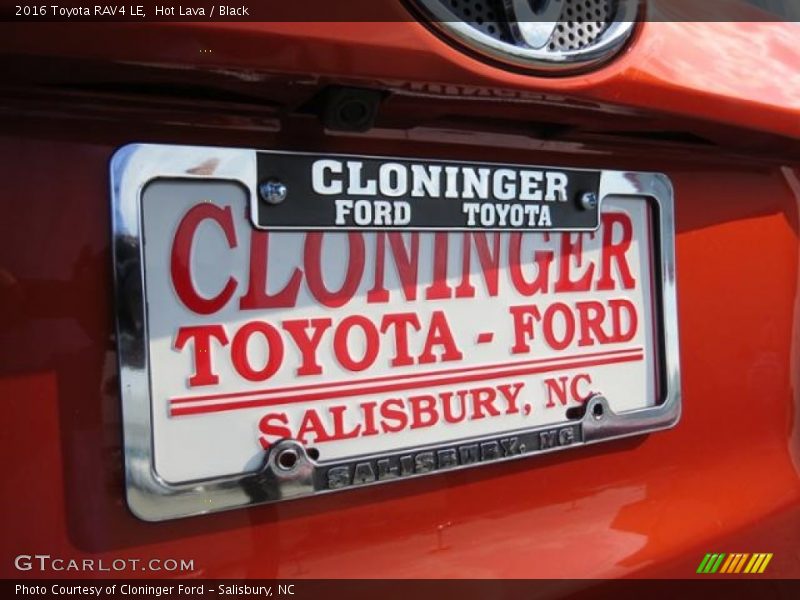 Hot Lava / Black 2016 Toyota RAV4 LE