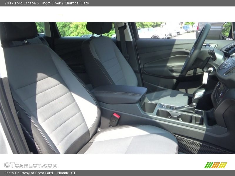 Ingot Silver / Charcoal Black 2017 Ford Escape S
