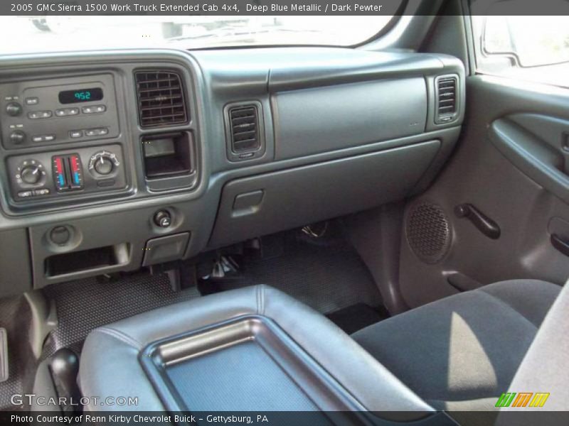 Deep Blue Metallic / Dark Pewter 2005 GMC Sierra 1500 Work Truck Extended Cab 4x4