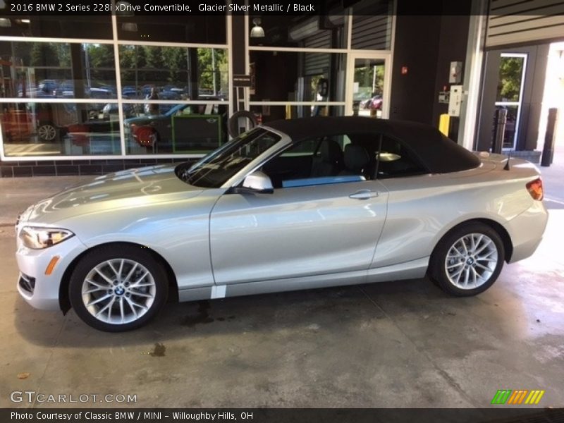  2016 2 Series 228i xDrive Convertible Glacier Silver Metallic