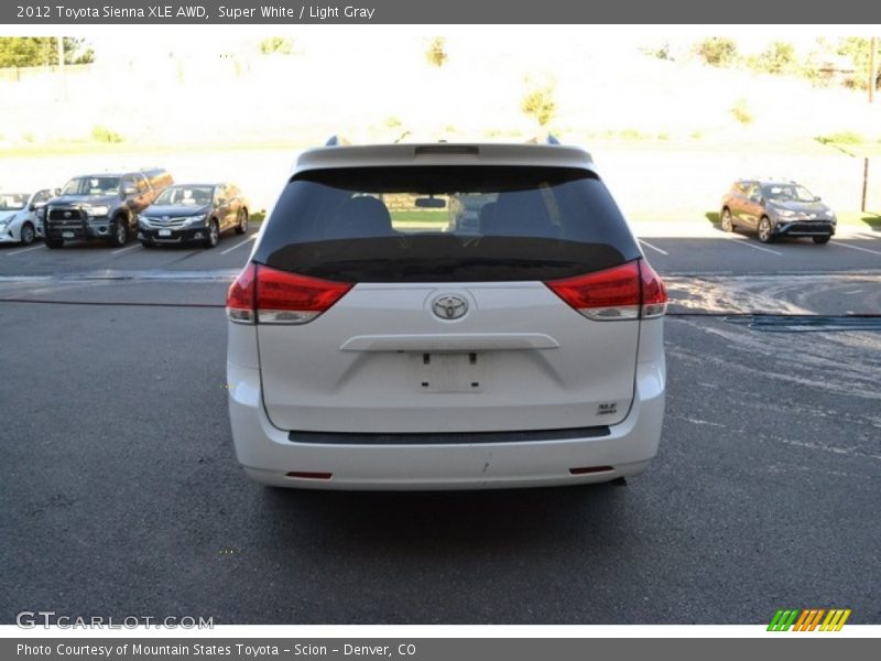 Super White / Light Gray 2012 Toyota Sienna XLE AWD