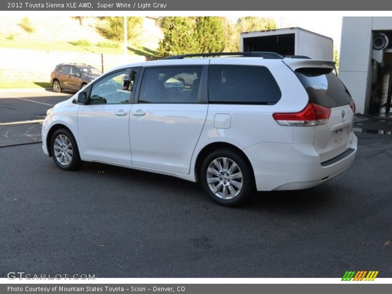 Super White / Light Gray 2012 Toyota Sienna XLE AWD