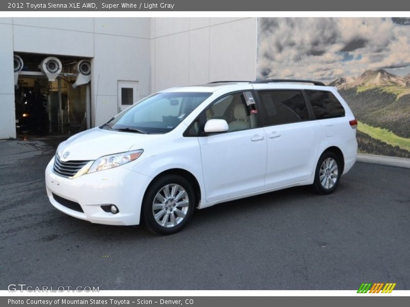 Super White / Light Gray 2012 Toyota Sienna XLE AWD