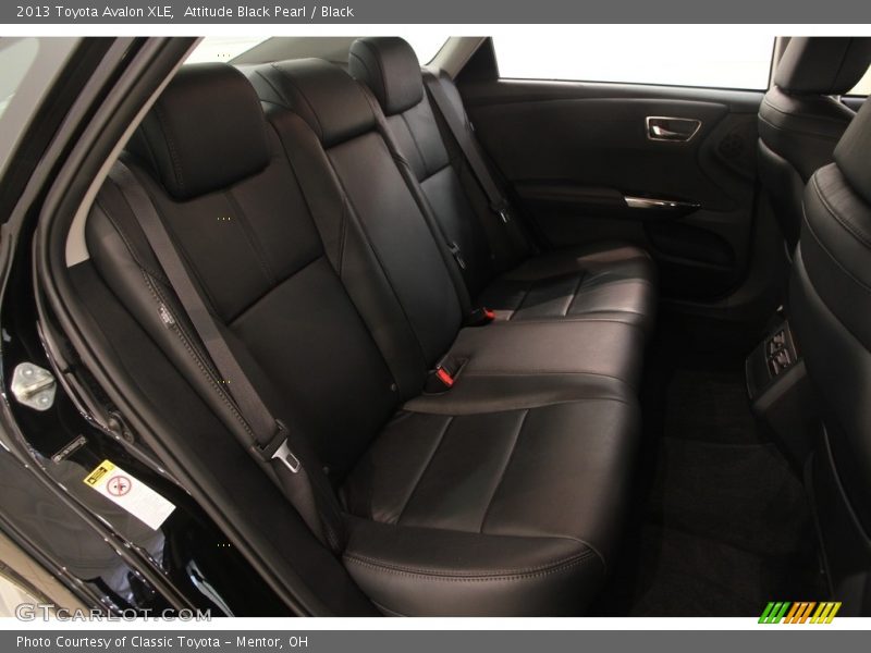 Attitude Black Pearl / Black 2013 Toyota Avalon XLE