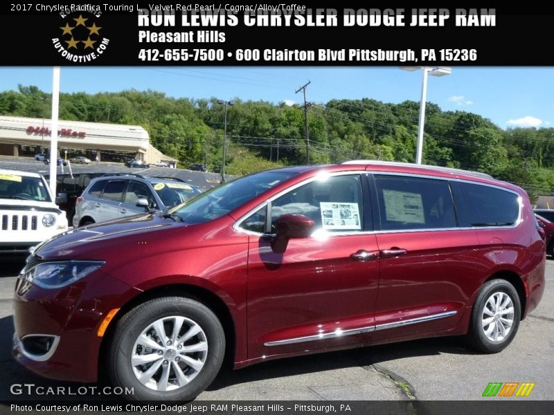Velvet Red Pearl / Cognac/Alloy/Toffee 2017 Chrysler Pacifica Touring L
