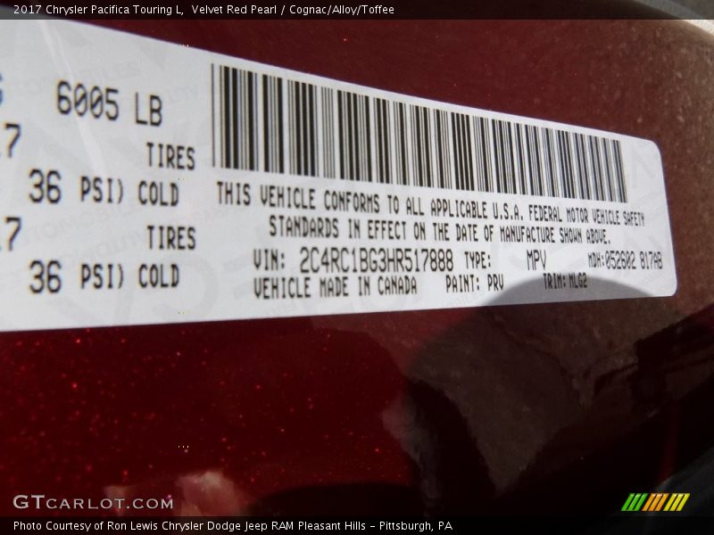 Velvet Red Pearl / Cognac/Alloy/Toffee 2017 Chrysler Pacifica Touring L