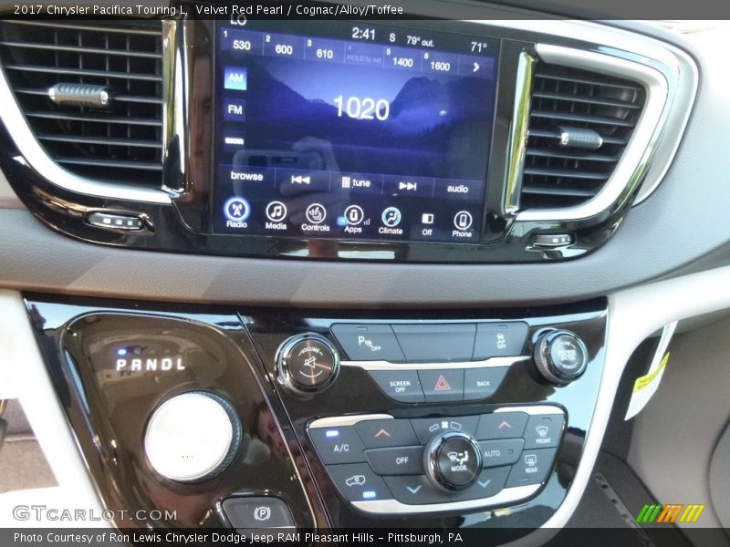 Velvet Red Pearl / Cognac/Alloy/Toffee 2017 Chrysler Pacifica Touring L