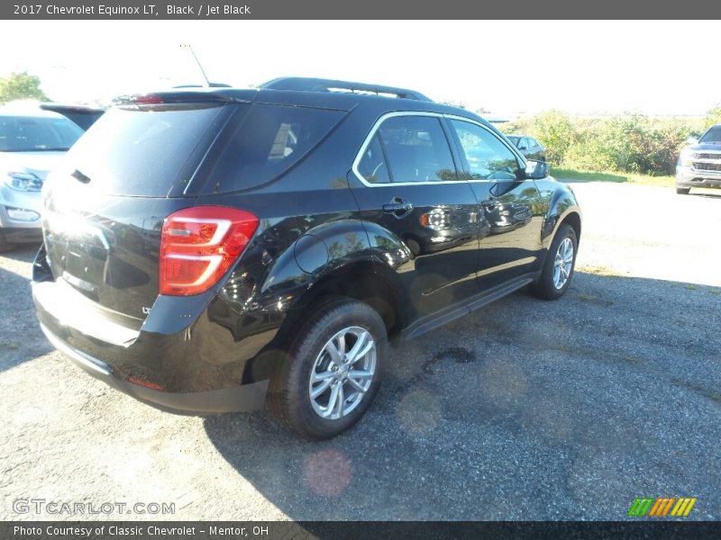 Black / Jet Black 2017 Chevrolet Equinox LT