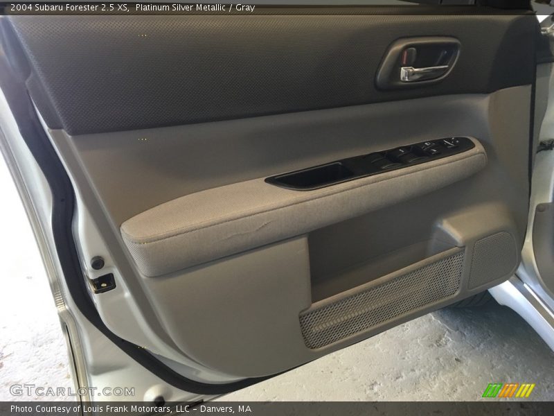Platinum Silver Metallic / Gray 2004 Subaru Forester 2.5 XS