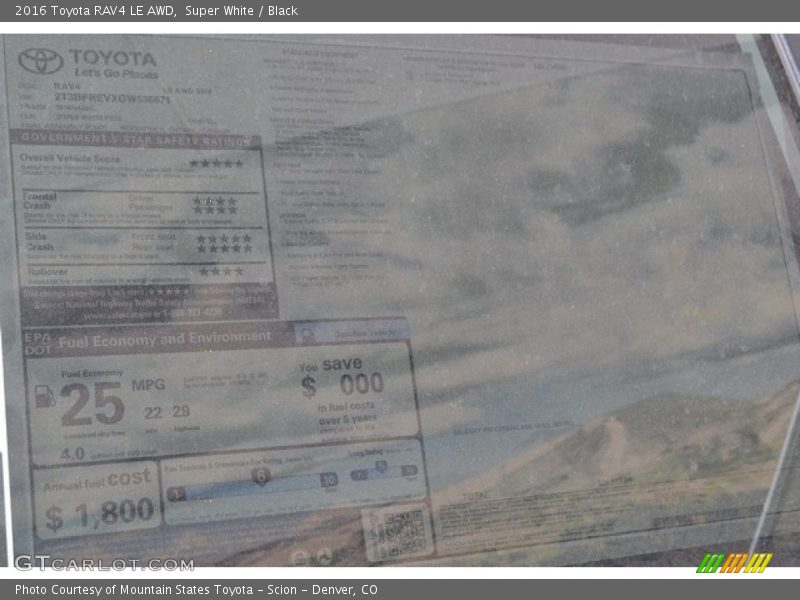 Super White / Black 2016 Toyota RAV4 LE AWD