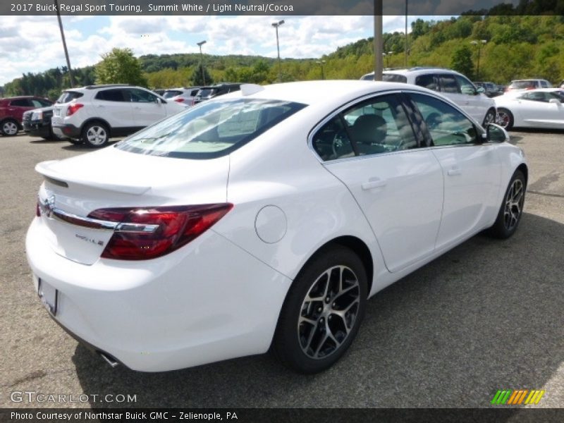Summit White / Light Neutral/Cocoa 2017 Buick Regal Sport Touring