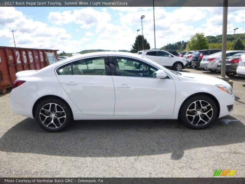 Summit White / Light Neutral/Cocoa 2017 Buick Regal Sport Touring