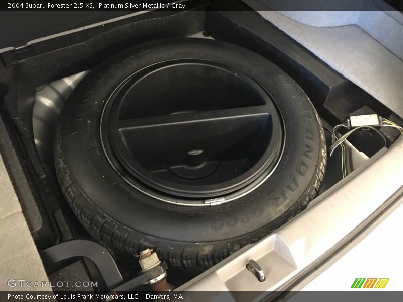 Platinum Silver Metallic / Gray 2004 Subaru Forester 2.5 XS