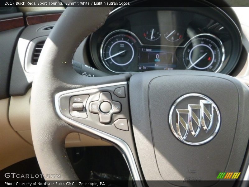 Summit White / Light Neutral/Cocoa 2017 Buick Regal Sport Touring
