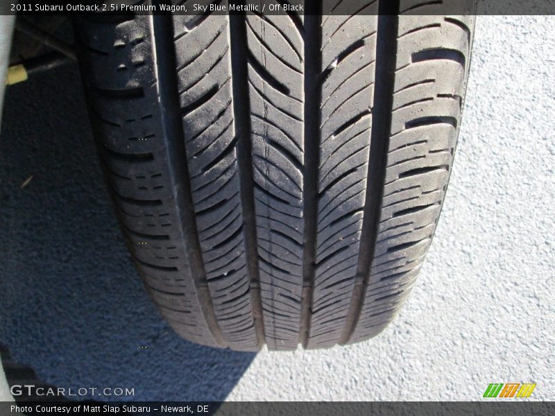 Sky Blue Metallic / Off Black 2011 Subaru Outback 2.5i Premium Wagon
