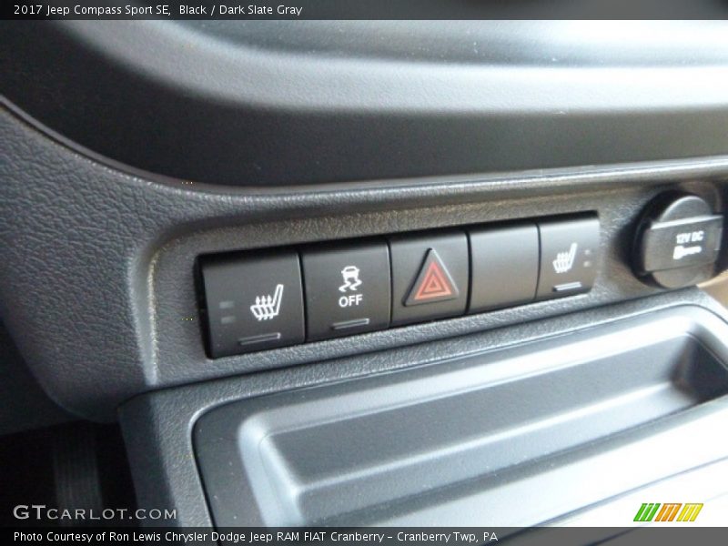 Controls of 2017 Compass Sport SE
