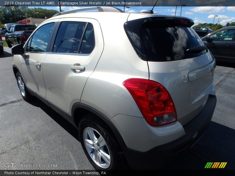 Champagne Silver Metallic / Jet Black/Brownstone 2016 Chevrolet Trax LT AWD