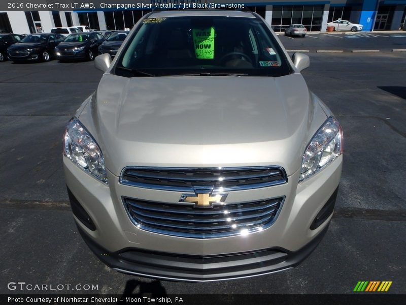 Champagne Silver Metallic / Jet Black/Brownstone 2016 Chevrolet Trax LT AWD