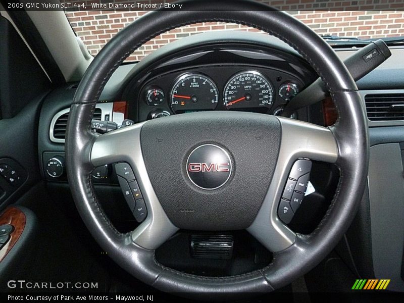 White Diamond Tricoat / Ebony 2009 GMC Yukon SLT 4x4