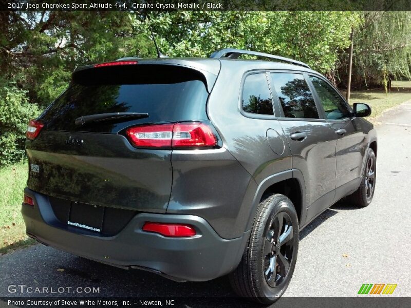 Granite Crystal Metallic / Black 2017 Jeep Cherokee Sport Altitude 4x4