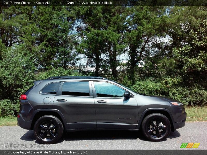 Granite Crystal Metallic / Black 2017 Jeep Cherokee Sport Altitude 4x4