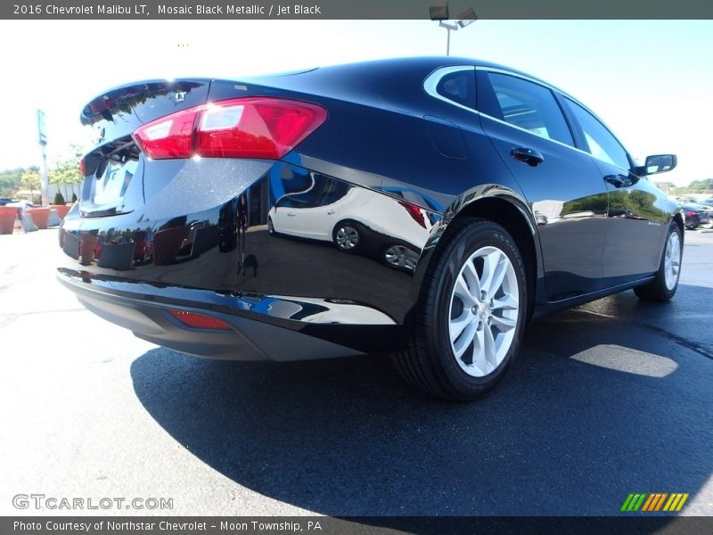 Mosaic Black Metallic / Jet Black 2016 Chevrolet Malibu LT