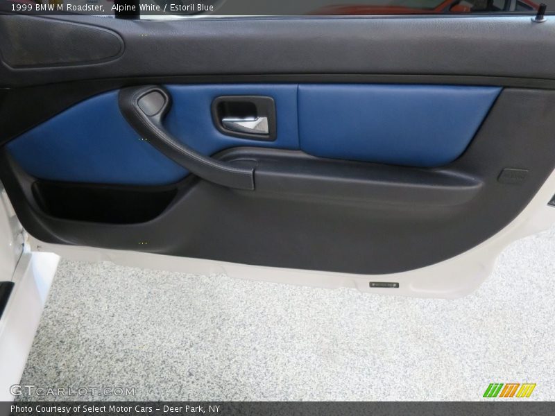 Alpine White / Estoril Blue 1999 BMW M Roadster