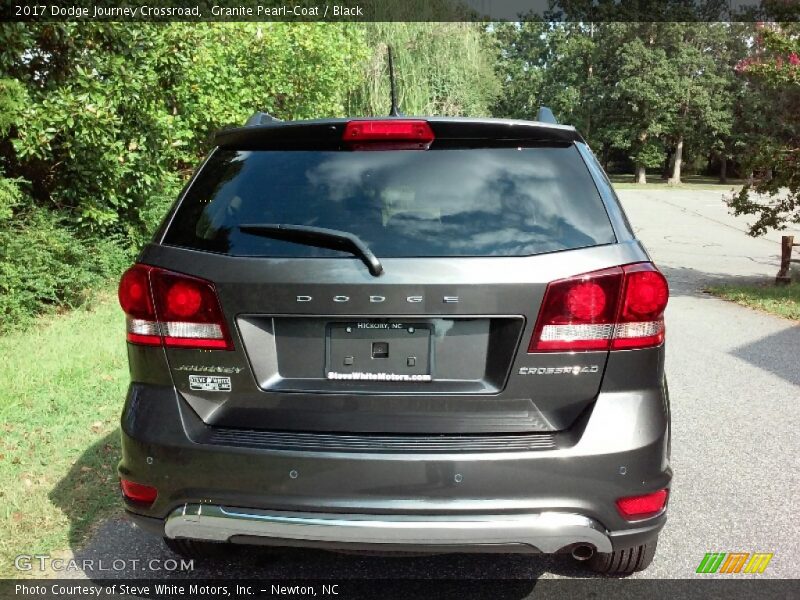 Granite Pearl-Coat / Black 2017 Dodge Journey Crossroad