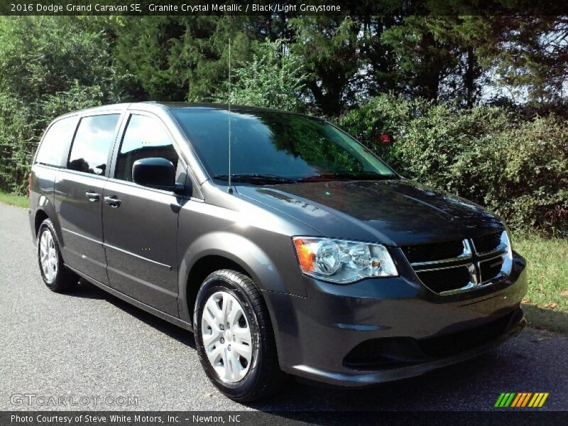 Granite Crystal Metallic / Black/Light Graystone 2016 Dodge Grand Caravan SE